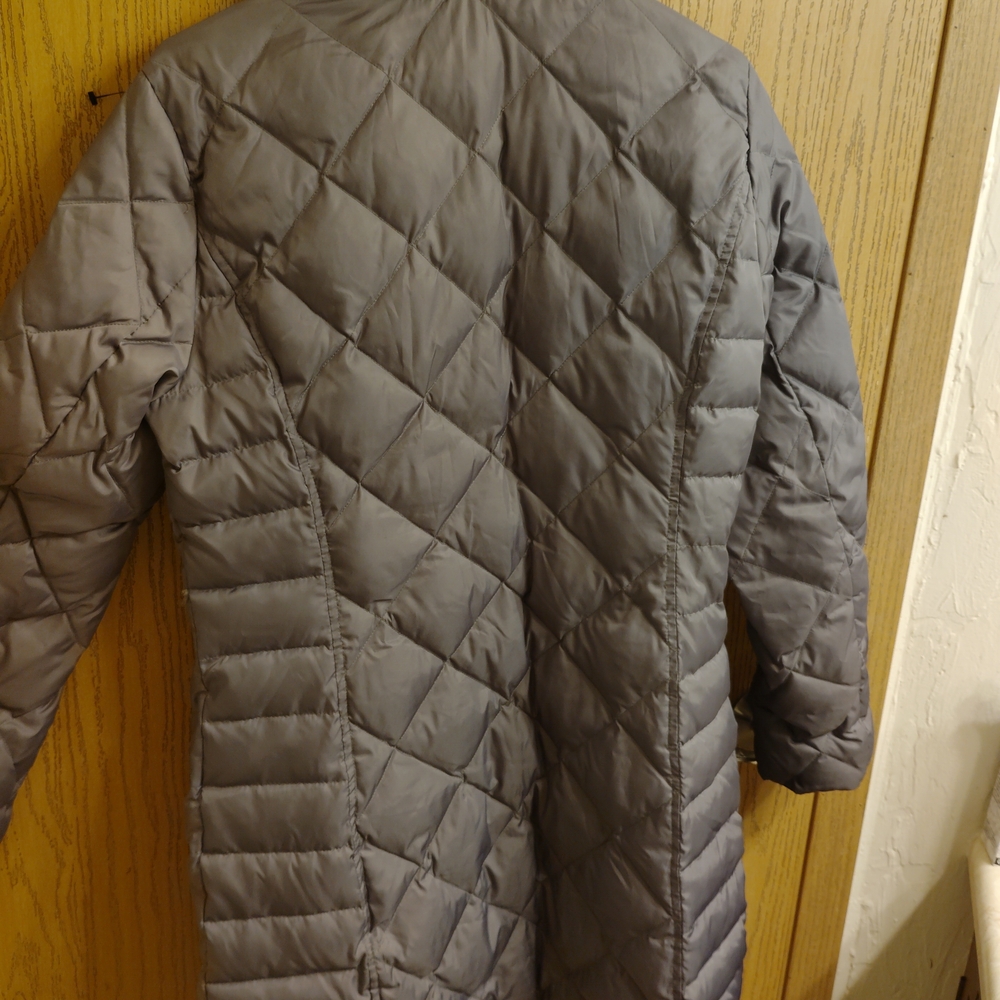Kenneth Cole Women's Charcoal Quilted Puffer Jacket - Picture 4 of 4